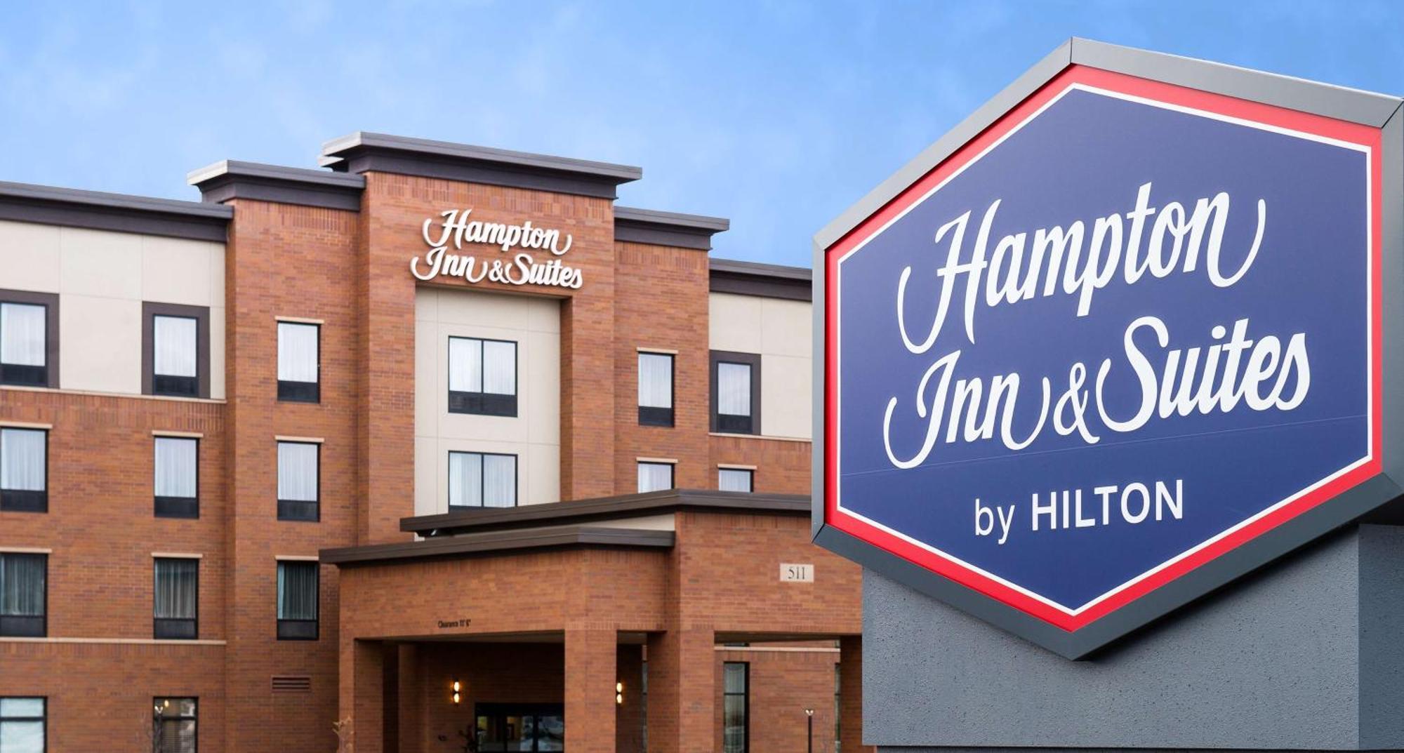 Hampton Inn And Suites La Crosse Downtown Exterior foto